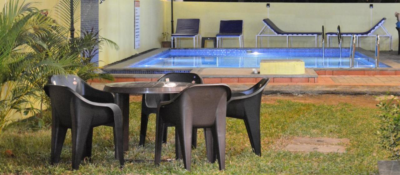 Sonikas Holiday Homes Кандолим Экстерьер фото